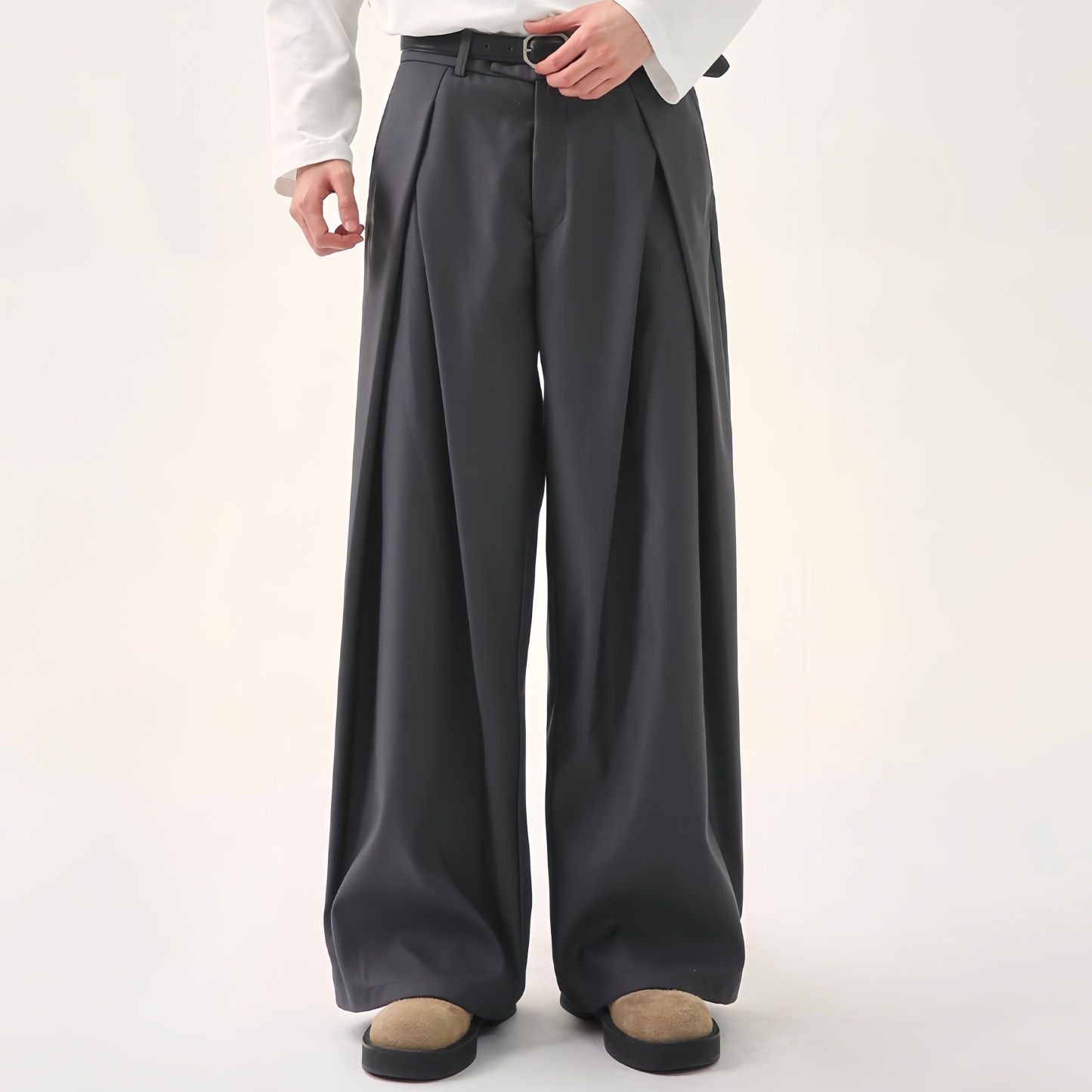 【数量限定価格🔥】CASUAL SOLID DESIGNER PLEATED STRAIGHT TROUSERS DG008142