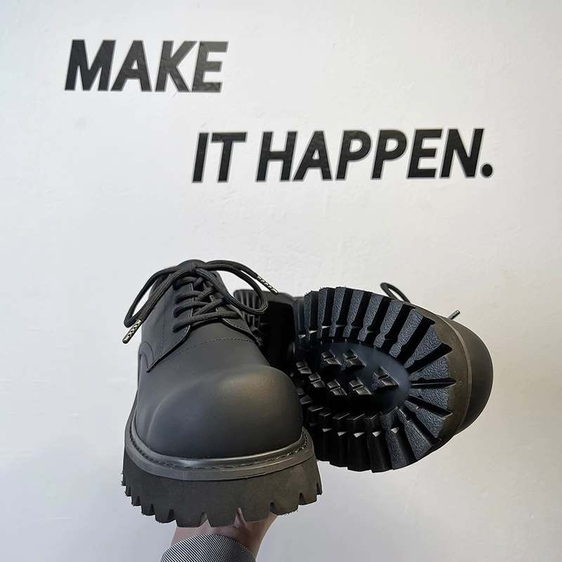 【🔥最近Tiktok人気】ユニセックス 厚底ブラックダービーシューズ – マットレザーの大きめトゥ、スタイルアップ効果