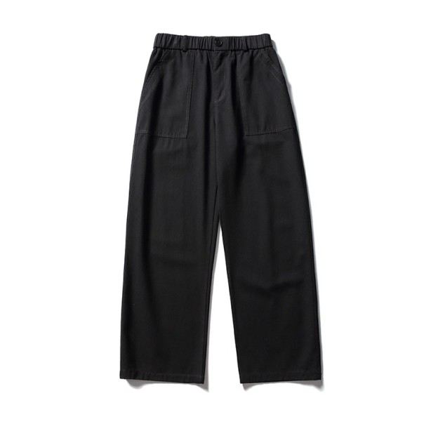 DG STUDIOS DG1148 ミニマルカレッジ風メンズコーデ｜グレーポロシャツ＋ブラックスラックス