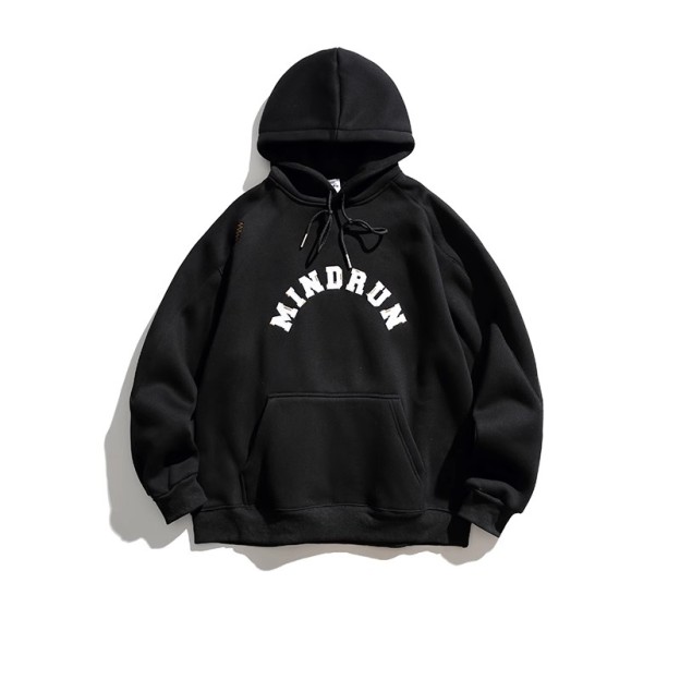 DG STUDIOS DG772 ヴィンテージ感漂う赤いワークジャケットとダメージデニムの個性派ストリートコーデ