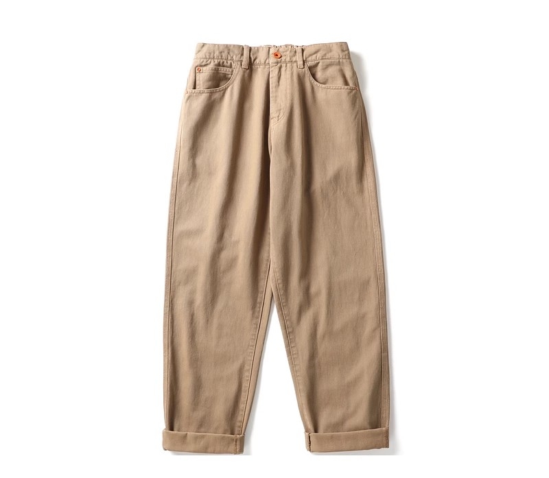 ブラック立ち襟防寒羽毛ダウン｜冬のメンズカジュアルコーデ