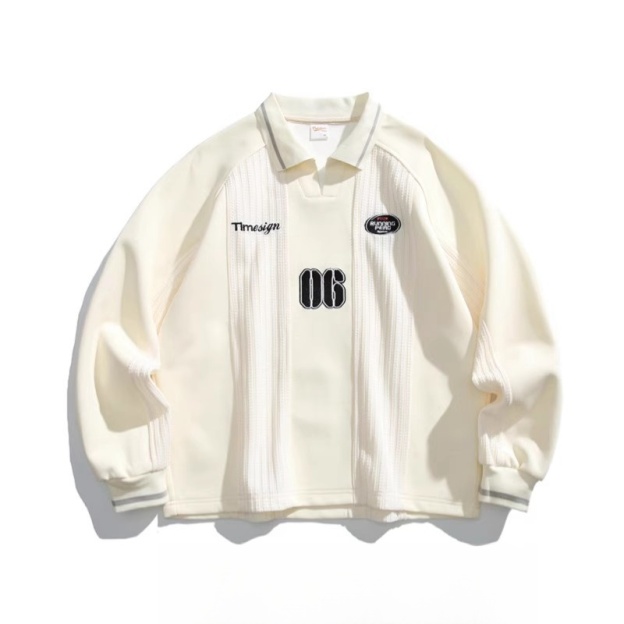 DG STUDIOS DG782  春のヴィンテージスポーツスタイル：カラーブロックジャケットとデニムパンツのファッションコーデ