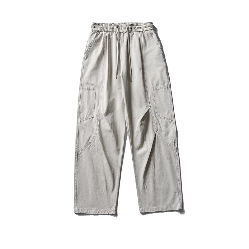 アメカジ風レトロセットアップ｜ネイビー英字スウェット＋オフホワイトワークパンツ