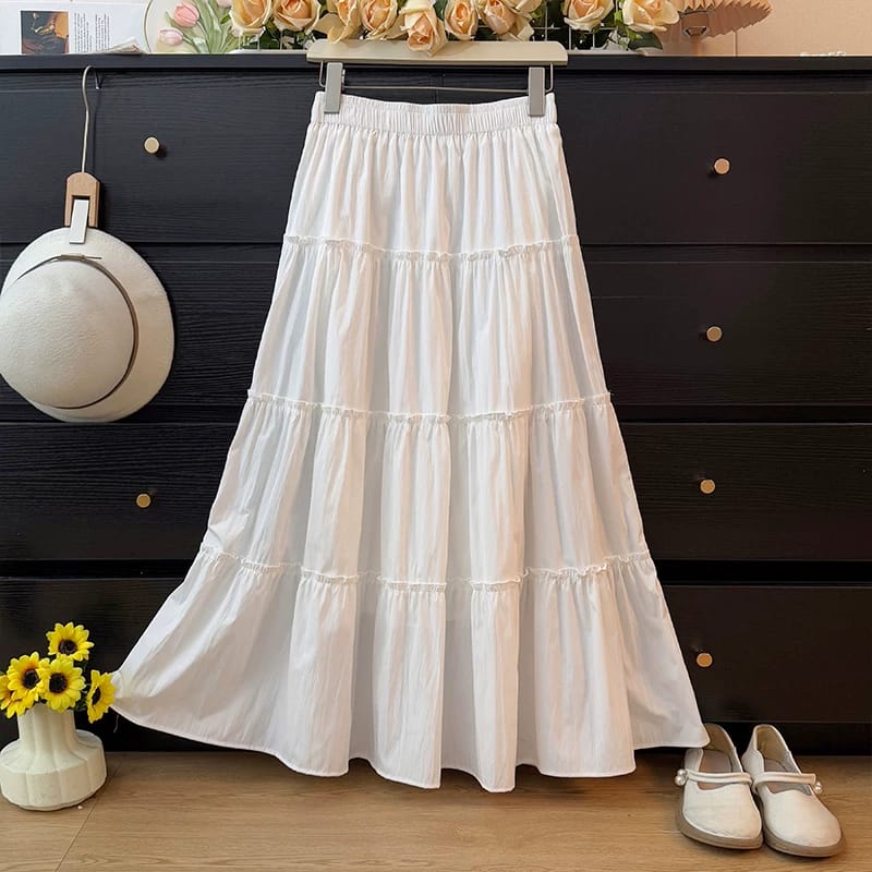 白色木耳边半身裙