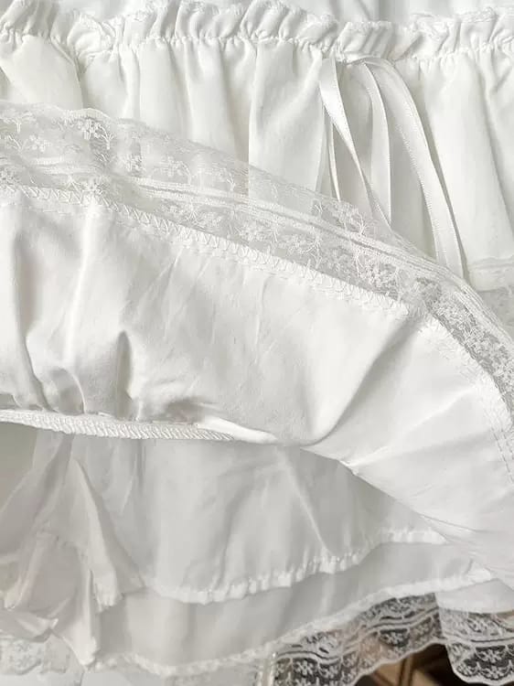 多层蕾丝蓬蓬裙