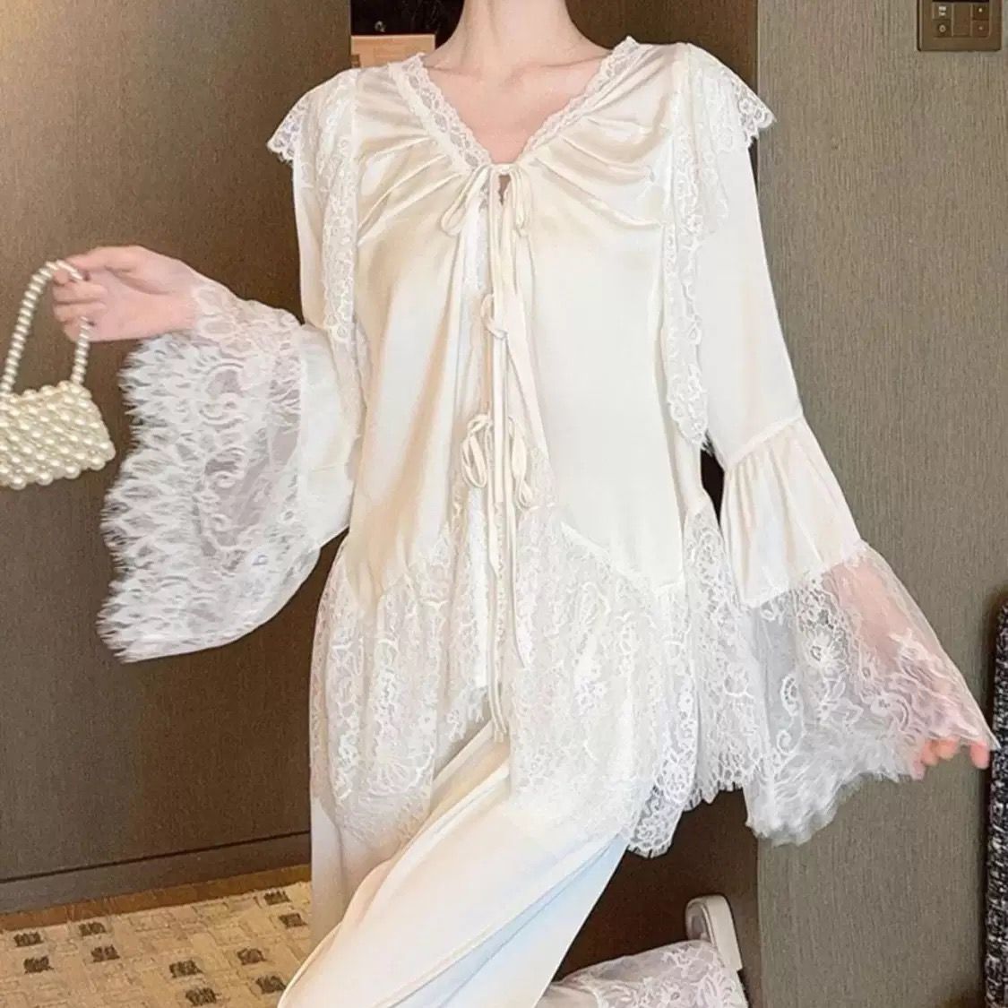 性感蕾丝拼接套装睡衣