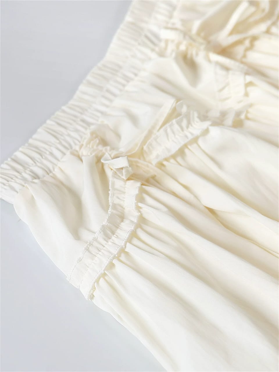 蝴蝶结绑带花苞短裙