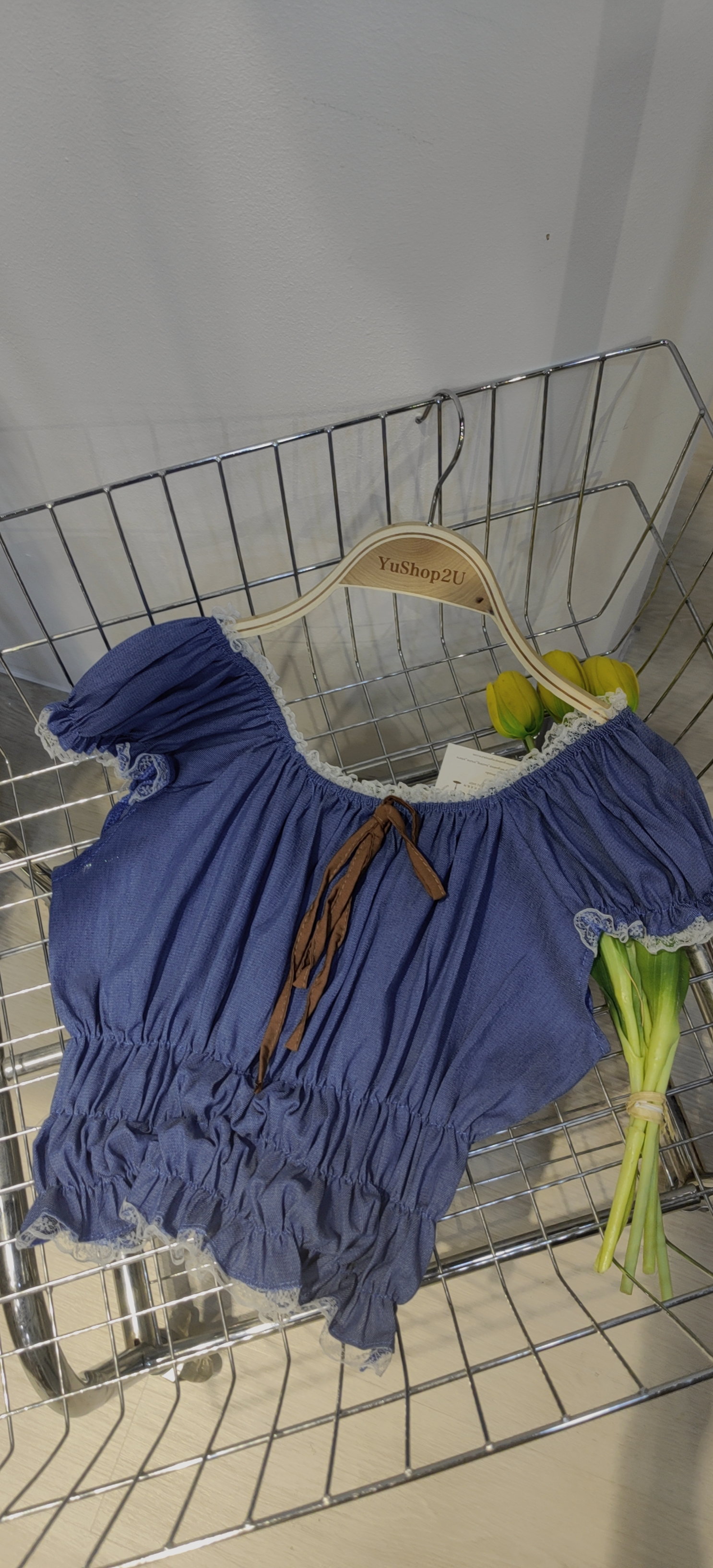 offshoulder croptop cute