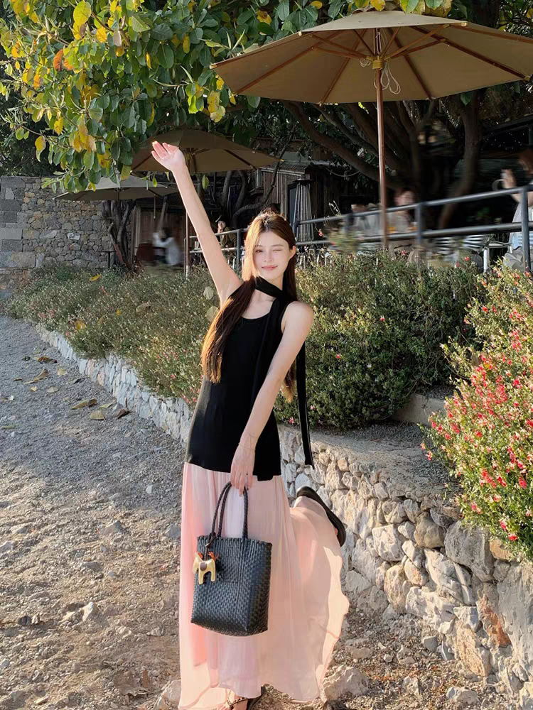 韩式圆领无袖上衣 —附送飘带