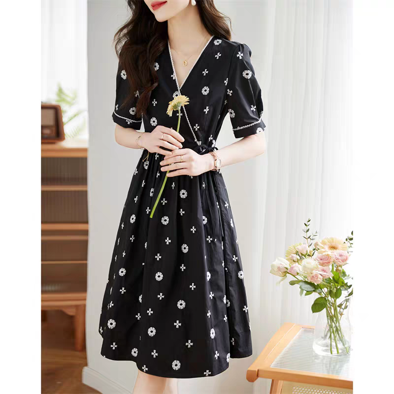 dress赫本风印花连衣裙