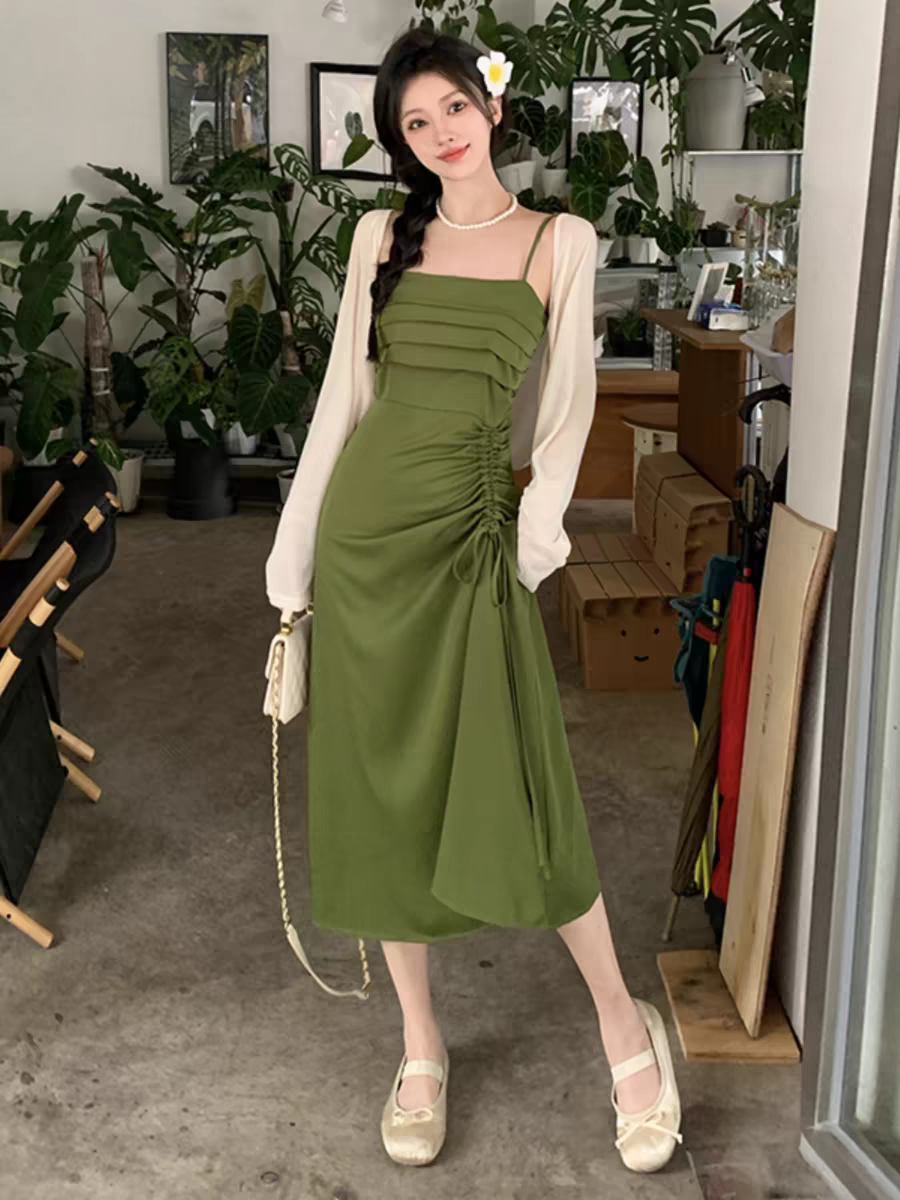 大码吊带连衣裙女夏季收腰显瘦茶歇长裙微胖MM皱褶设计感抽绳裙子