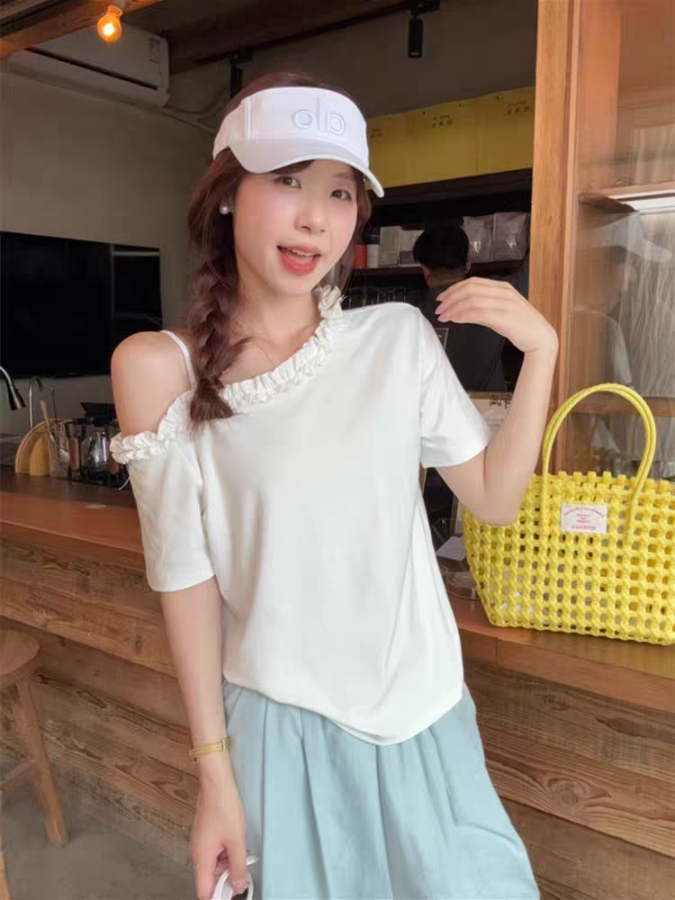 韩系木耳边设计感斜领露肩短袖t恤女夏季纯色休闲百搭显瘦上衣ins