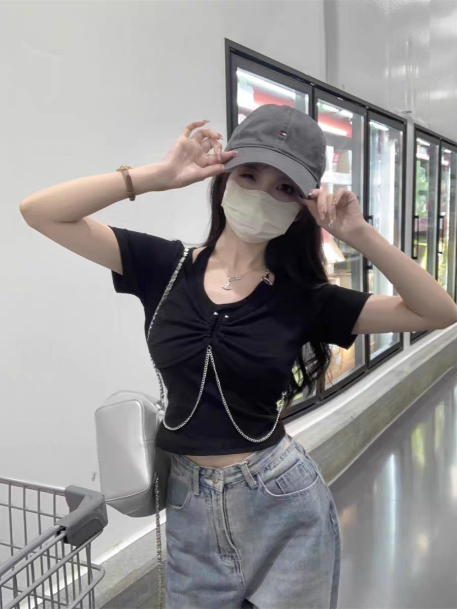 纯欲甜辣妹性感假两件别致挂脖短款上衣女春夏短袖t恤设计感小众