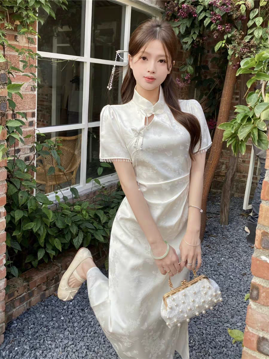 新中式提花斜襟开衩旗袍