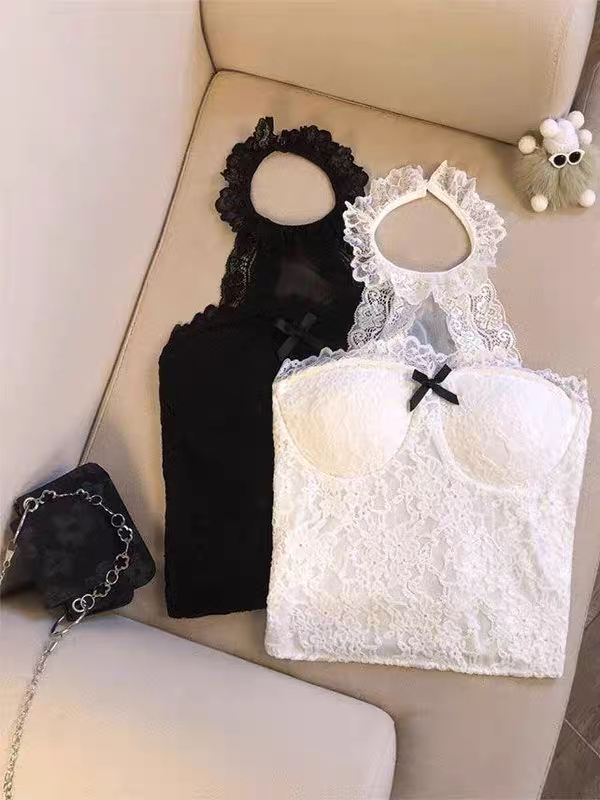 蕾丝拼接挂脖性感上衣