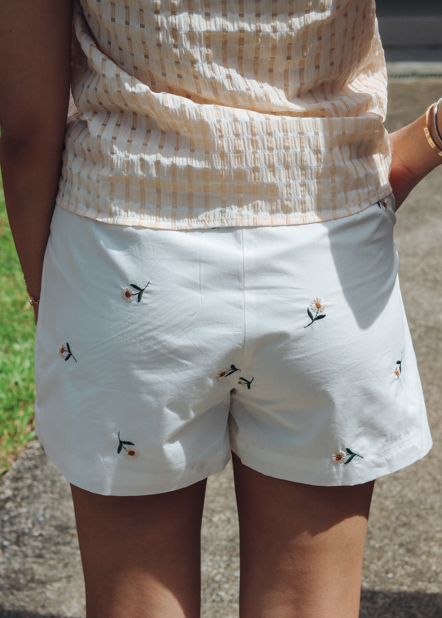 Zelle Shorts in White