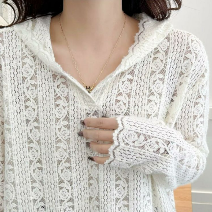 洋氣立體鉤花軟蕾絲寬鬆大碼連帽打底長袖-Cicimode