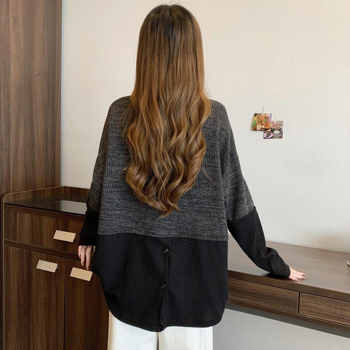 2色設計感拼接寬鬆慵懶撞色長袖T恤-Cicimode