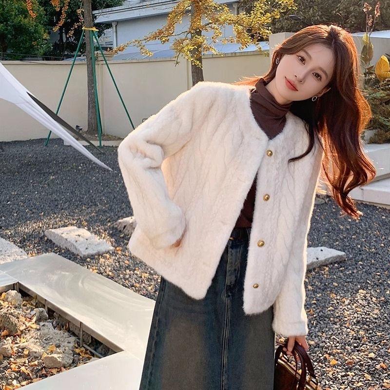 小香風高級感加厚圓領時尚夾棉洋氣外套-Cicimode