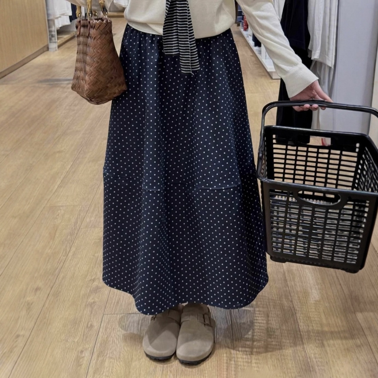 藏青色波點大碼遮胯顯瘦高腰拼接A字半身裙