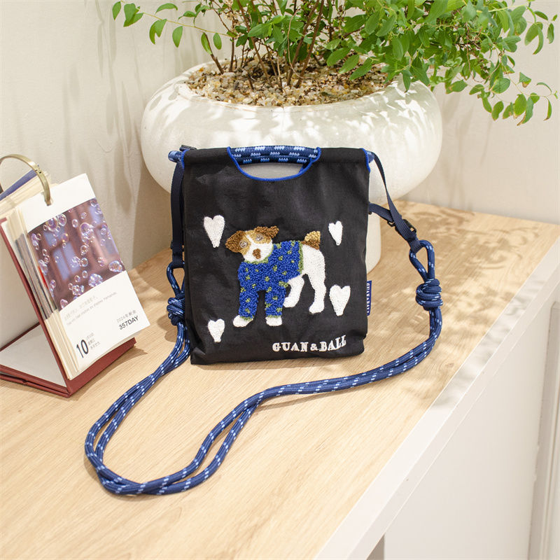 25款日系mini款休閒設計感刺繡環保尼龍手提斜挎包-Cicimode