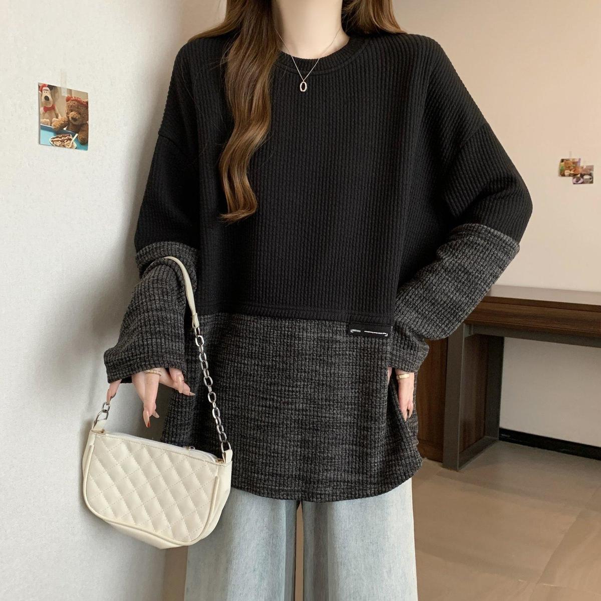 2色設計感拼接寬鬆慵懶撞色長袖T恤-Cicimode