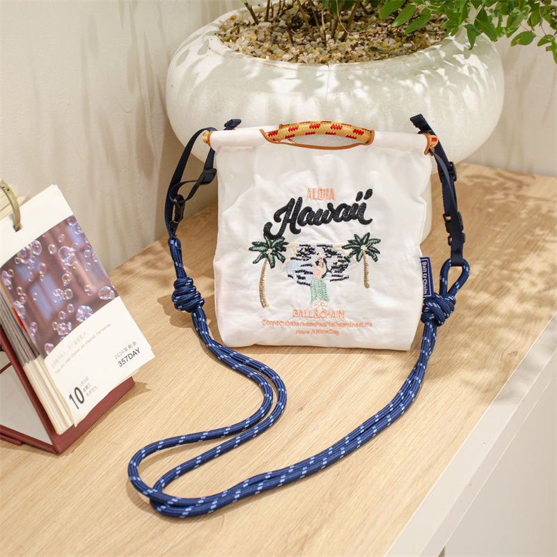 25款日系mini款休閒設計感刺繡環保尼龍手提斜挎包-Cicimode