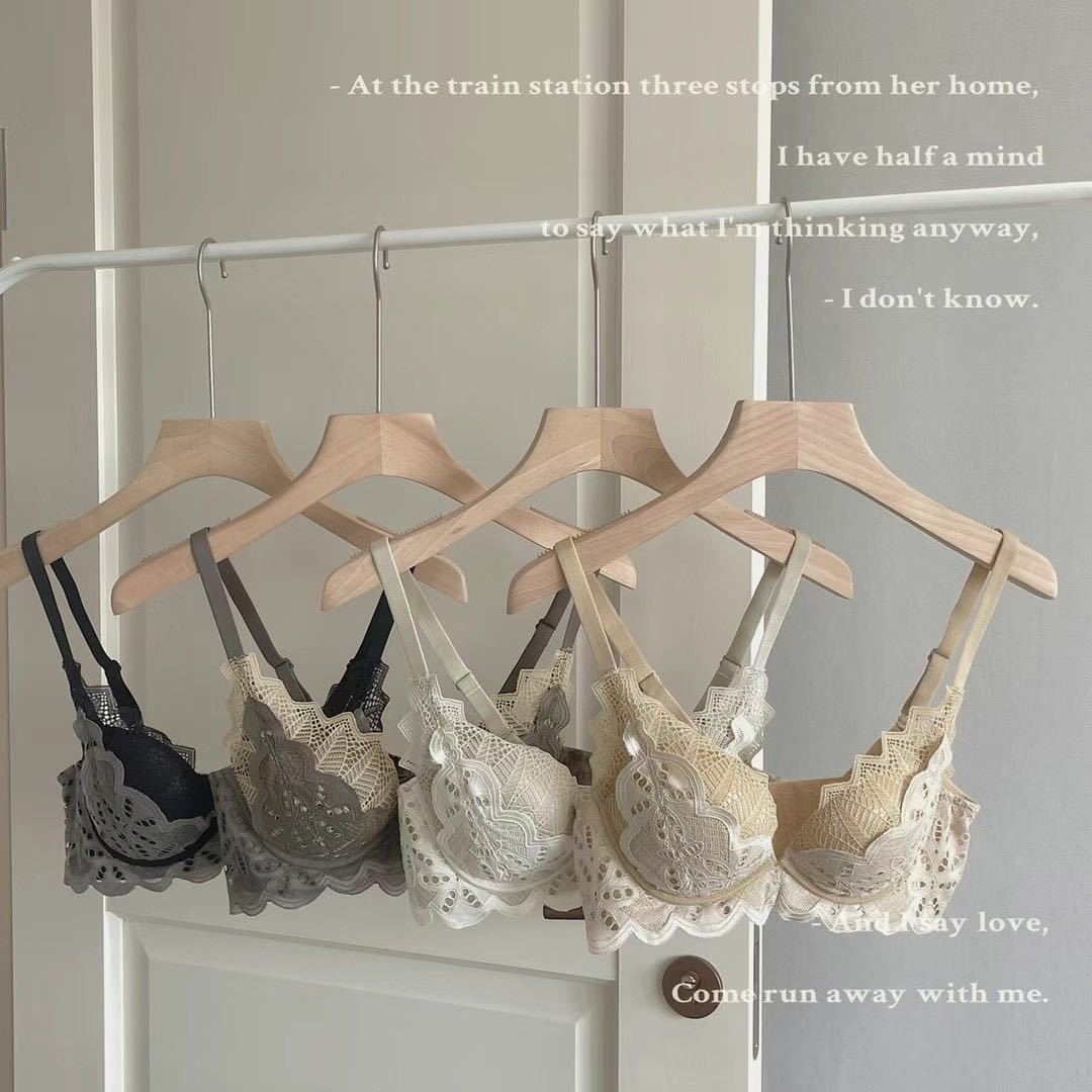 【單件/整套】蕾絲小胸聚攏無鋼圈收副乳調整型文胸套裝