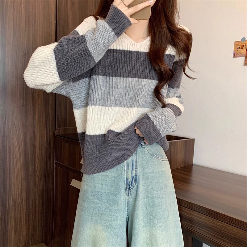 3色復古慵懶風寬鬆v領條紋針織衫-Cicimode