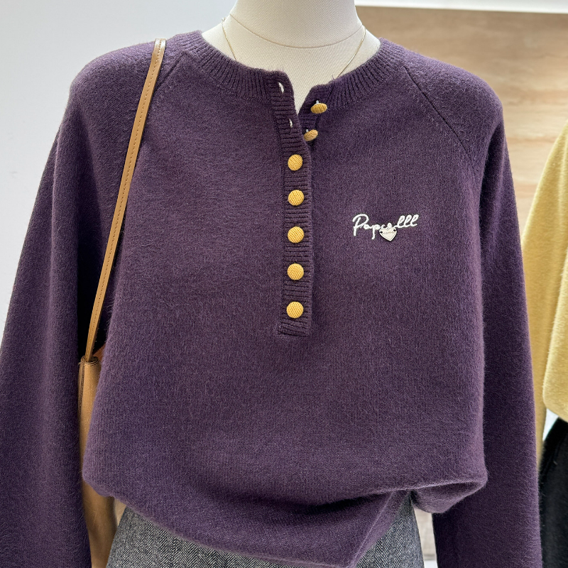 韓系半開領紐扣時尚顯瘦字母刺繡針織毛衣