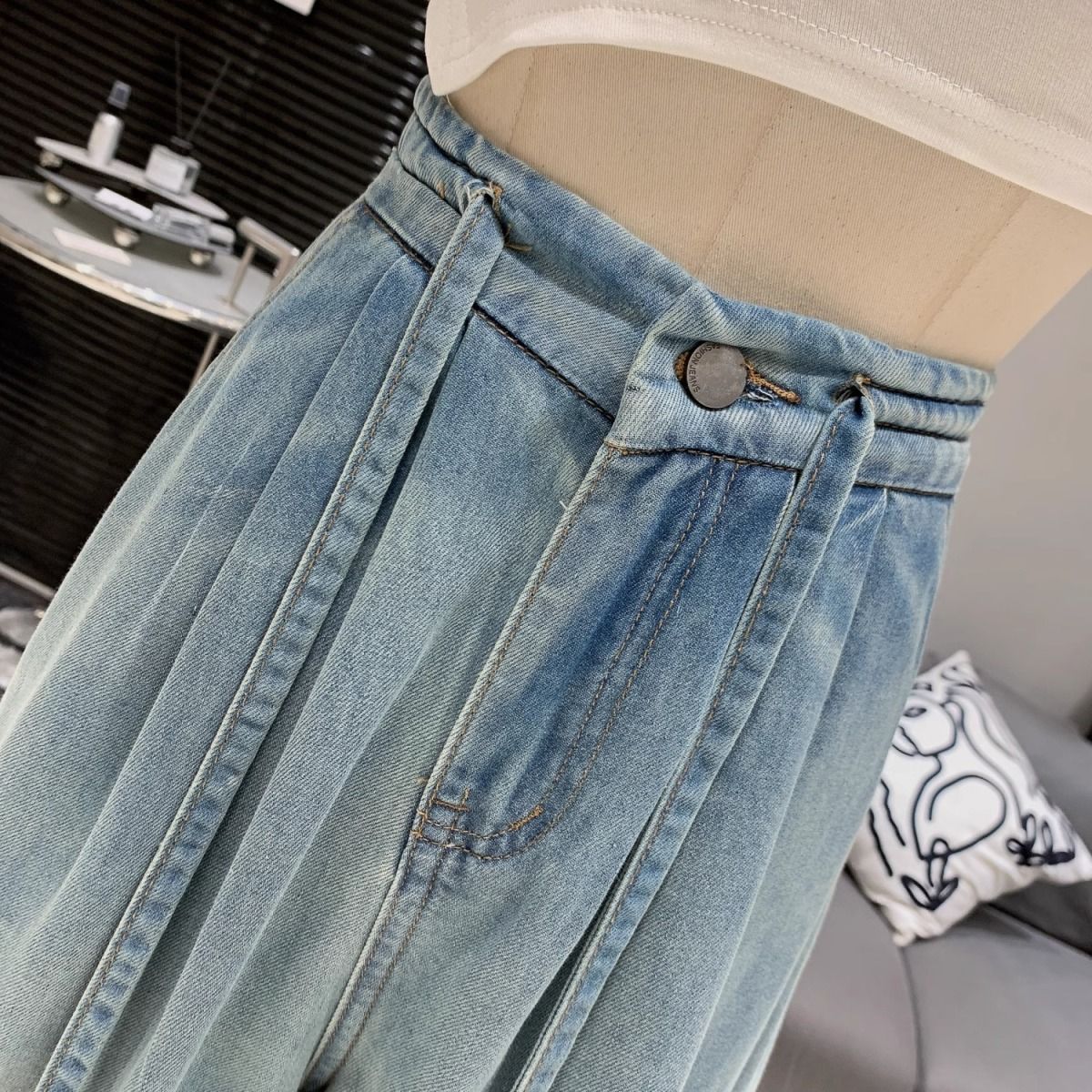 水洗做舊抽繩寬鬆高腰垂感牛仔拖地闊腿褲-Cicimode