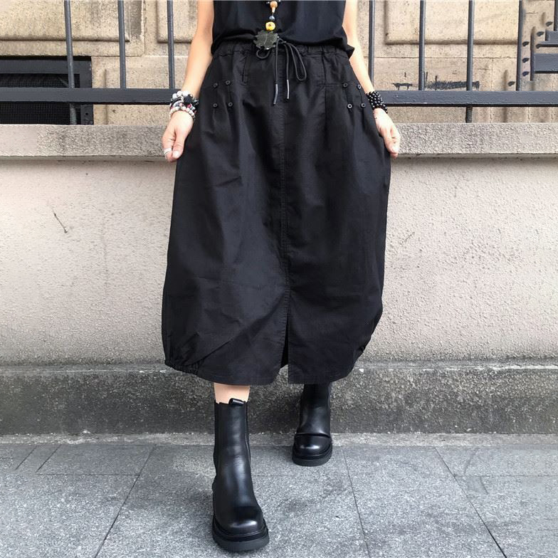 百搭開叉顯瘦黑色A字中長花苞半身裙-Cicimode