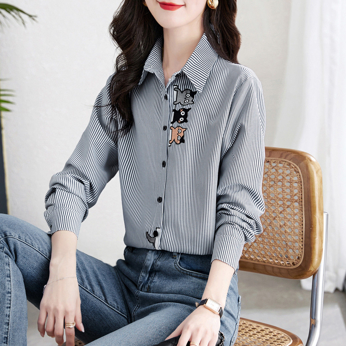 條紋翻領貓咪圖案刺繡通勤長袖氣質襯衫-Cicimode