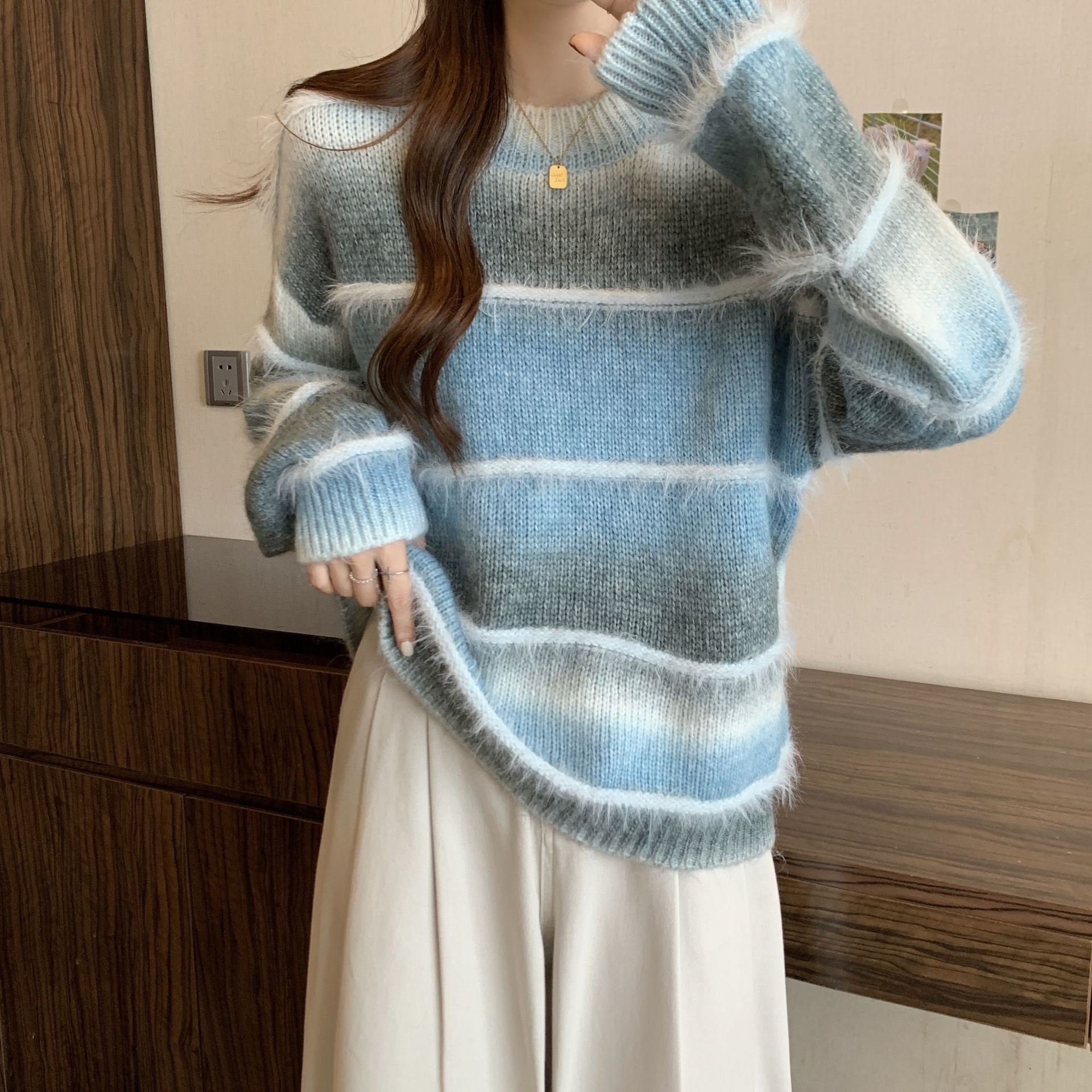 美拉德漸變條紋毛衣顯瘦軟糯針織衫-Cicimode