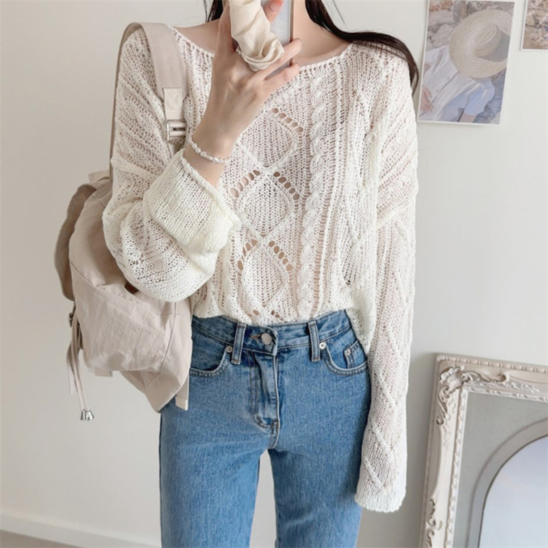 一字露肩麻花薄款鏤空長袖罩衫針織衫-Cicimode
