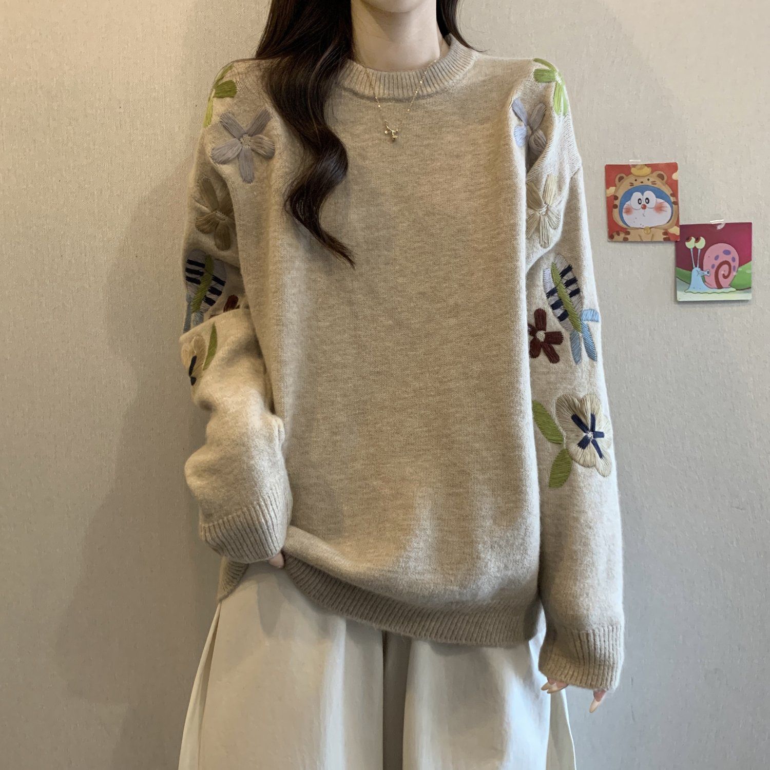 韓版寬鬆刺繡打底衫休閒圓領內搭針織衫