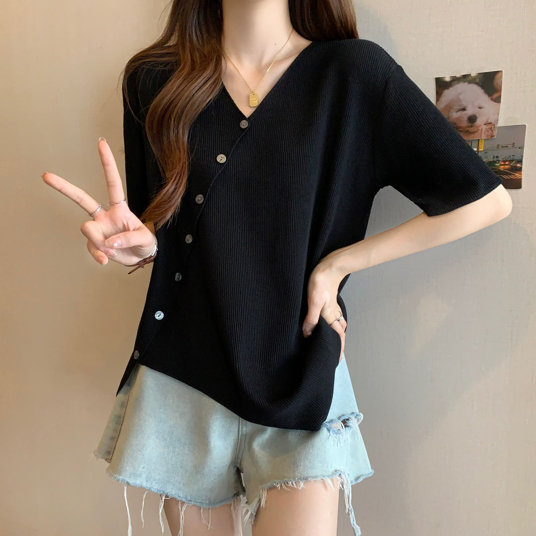 復古涼感V領寬鬆冰絲不規則設計感短袖T恤-Cicimode