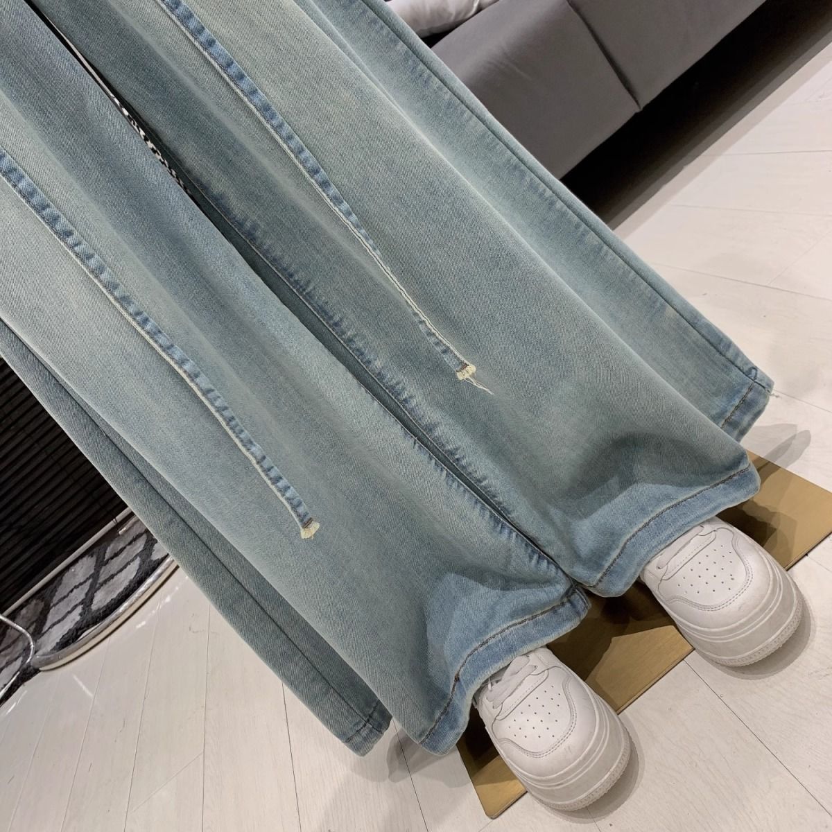 水洗做舊抽繩寬鬆高腰垂感牛仔拖地闊腿褲-Cicimode