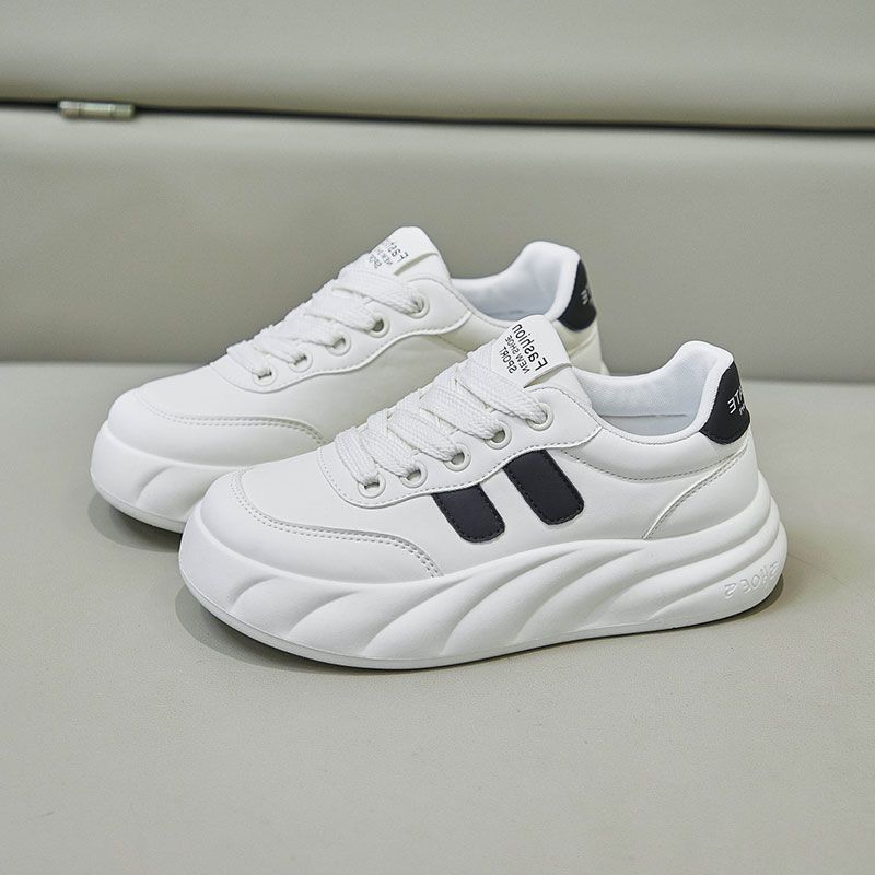 百搭休閒鬆糕厚底麵包小白鞋靴