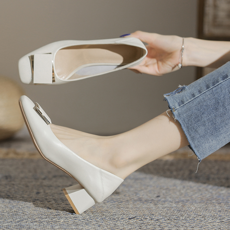 法式氣質優雅簡約方頭淺口粗跟中跟單鞋-Cicimode