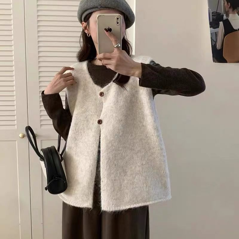 日系復古軟糯圓領坎肩針織馬甲開衫-Cicimode