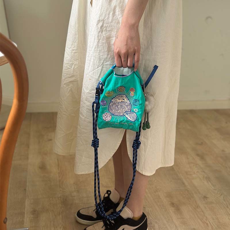 25款日系mini款休閒設計感刺繡環保尼龍手提斜挎包-Cicimode