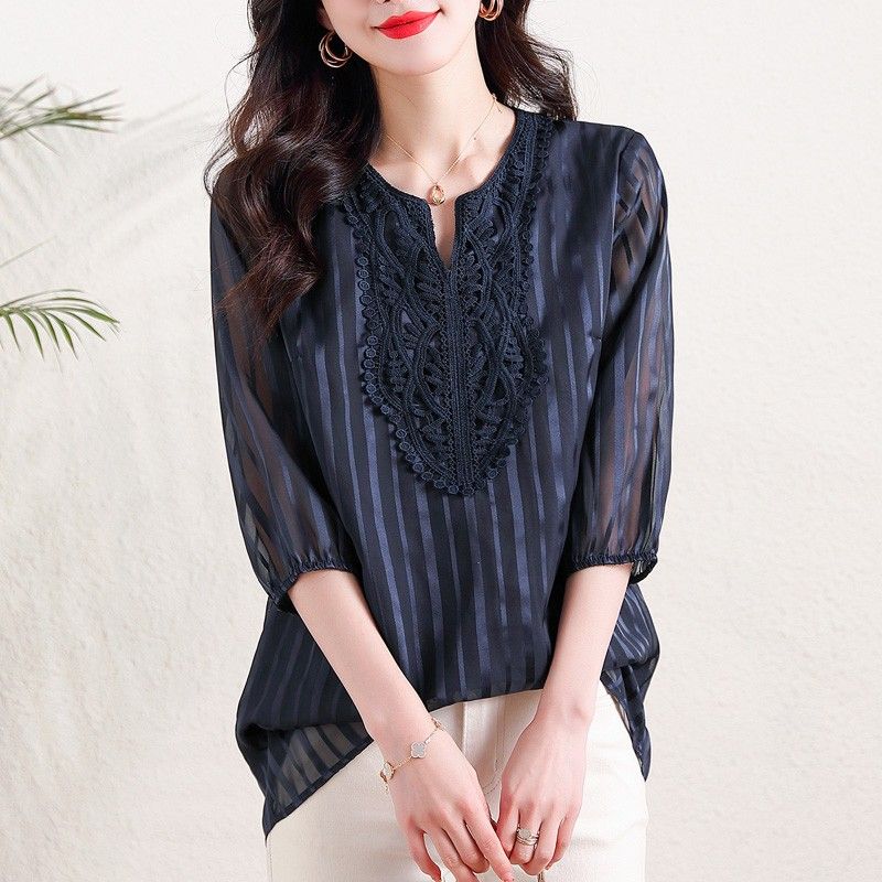 氣質蕾絲拼接雪紡衫寬鬆v領暗條紋中袖T恤-Cicimode