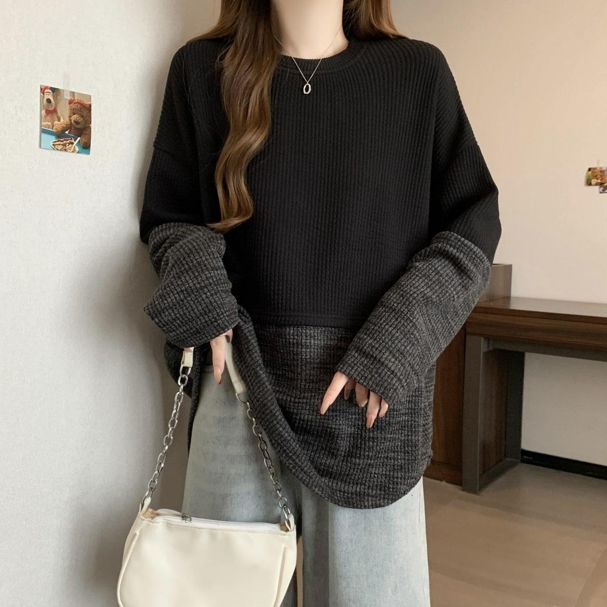 2色設計感拼接寬鬆慵懶撞色長袖T恤-Cicimode