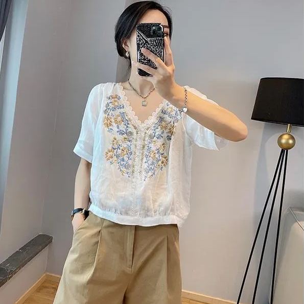 百搭休閒氣質白色蕾絲碎花V領短袖襯衫