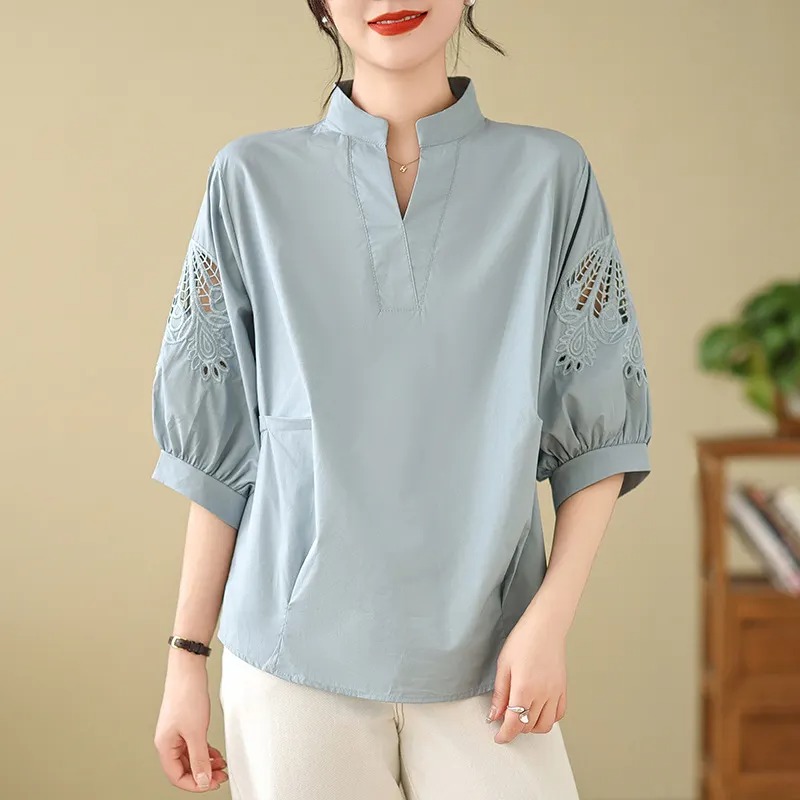 氣質V領休閒顯瘦百搭鏤空設計感中袖襯衫