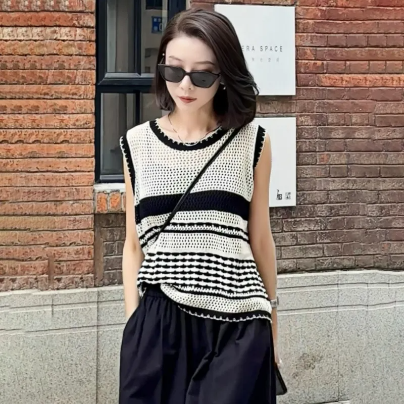 韓系設計感鏤空薄款撞色無袖針織背心-Cicimode