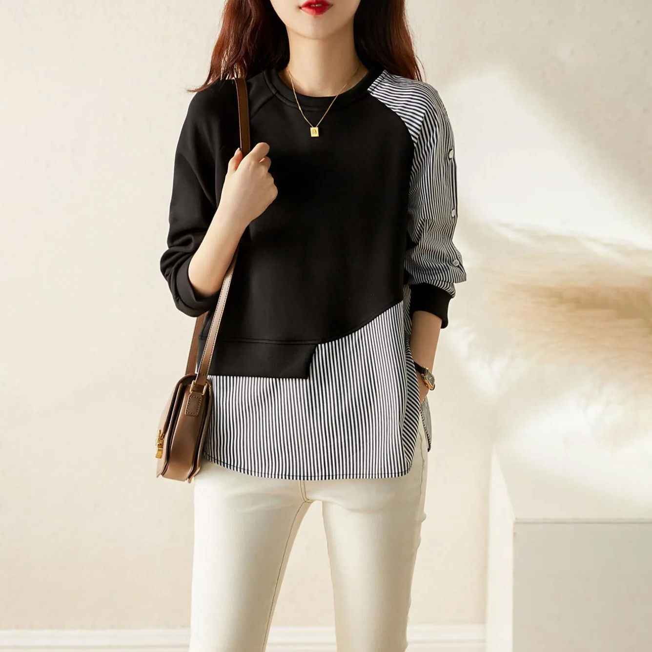 不對稱條紋拼接蝙蝠廓形寬鬆圓領衛衣-Cicimode