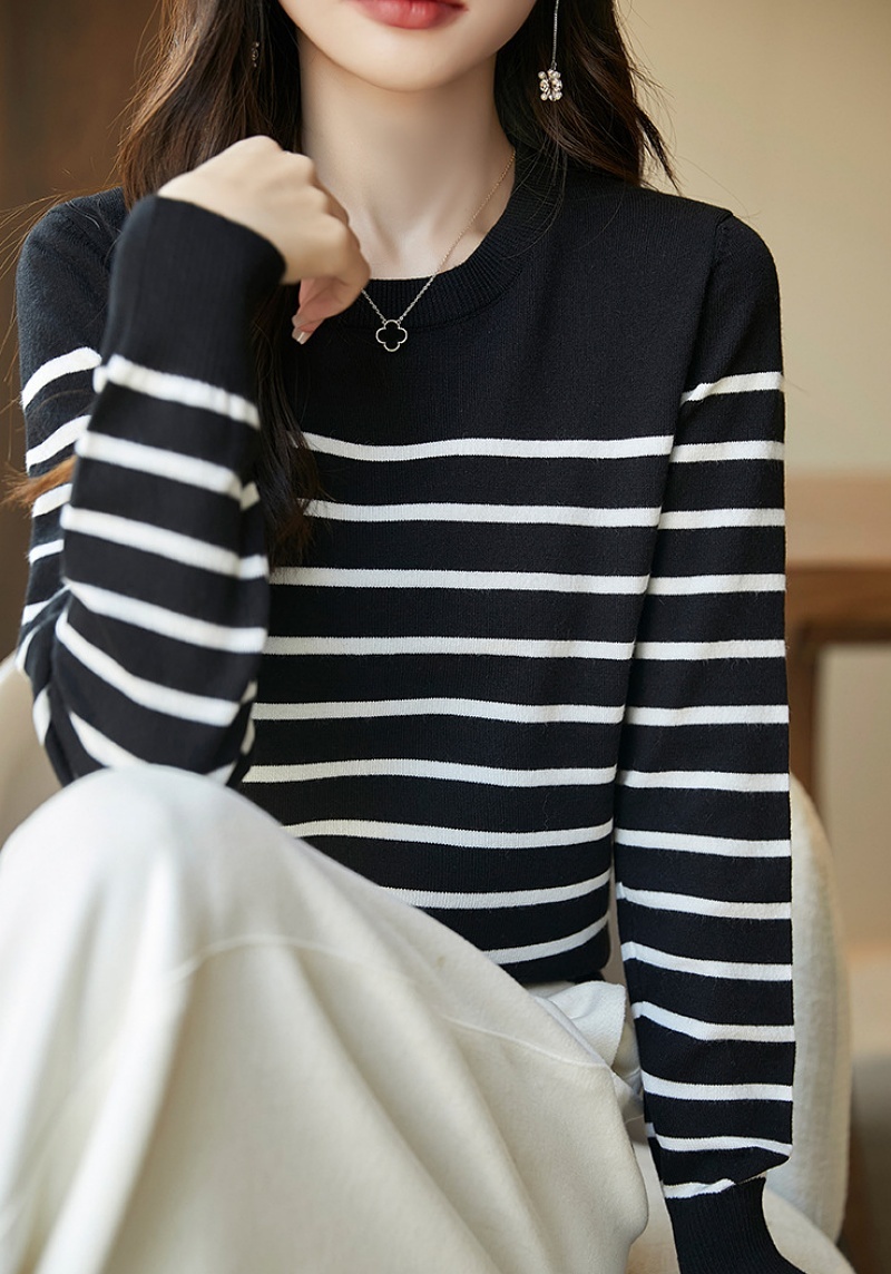 Stella Fashion Women’s Slim Fit Patchwork Pullover Top Long Sleeve Round Neck Urban Style – Black/White