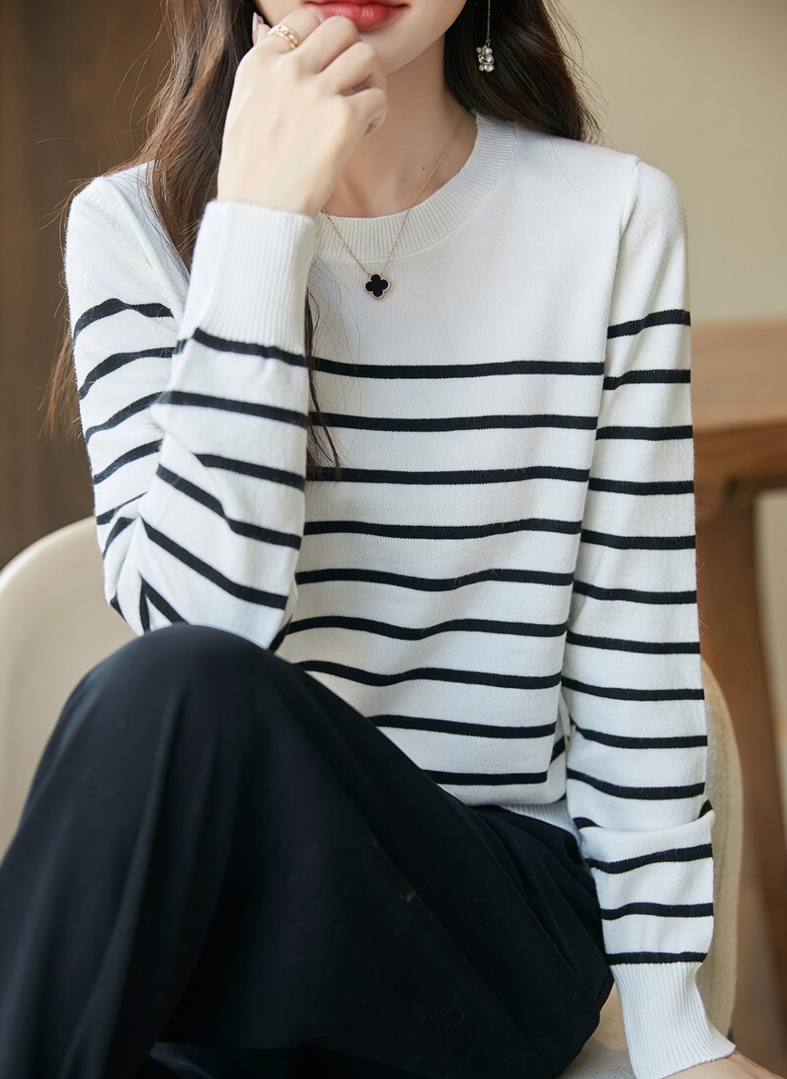 Stella Fashion Women’s Slim Fit Patchwork Pullover Top Long Sleeve Round Neck Urban Style – Black/White